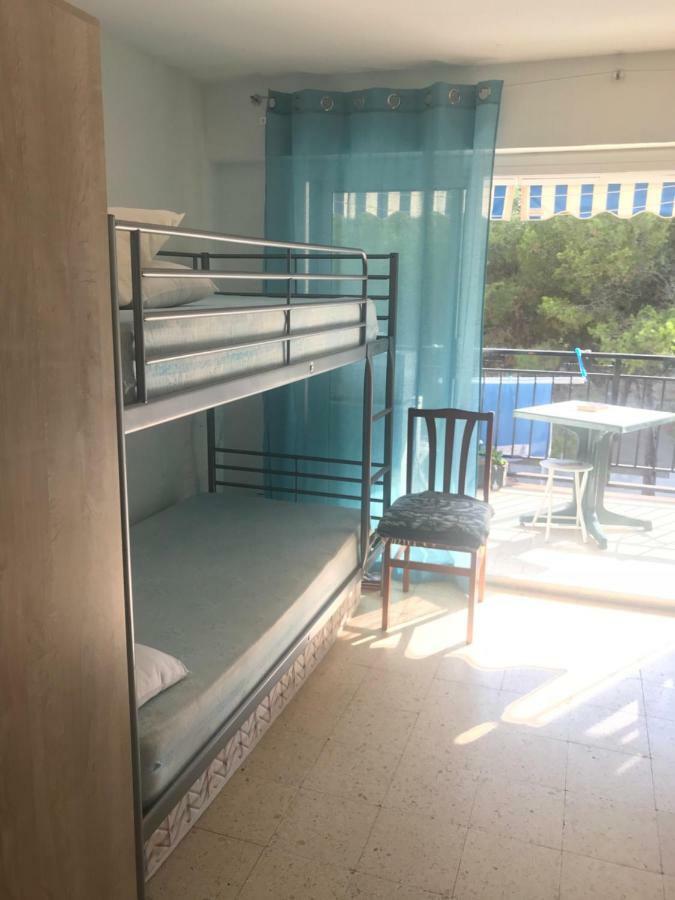 Habitaciones Compartidas En Un Apartamento Salou Ngoại thất bức ảnh