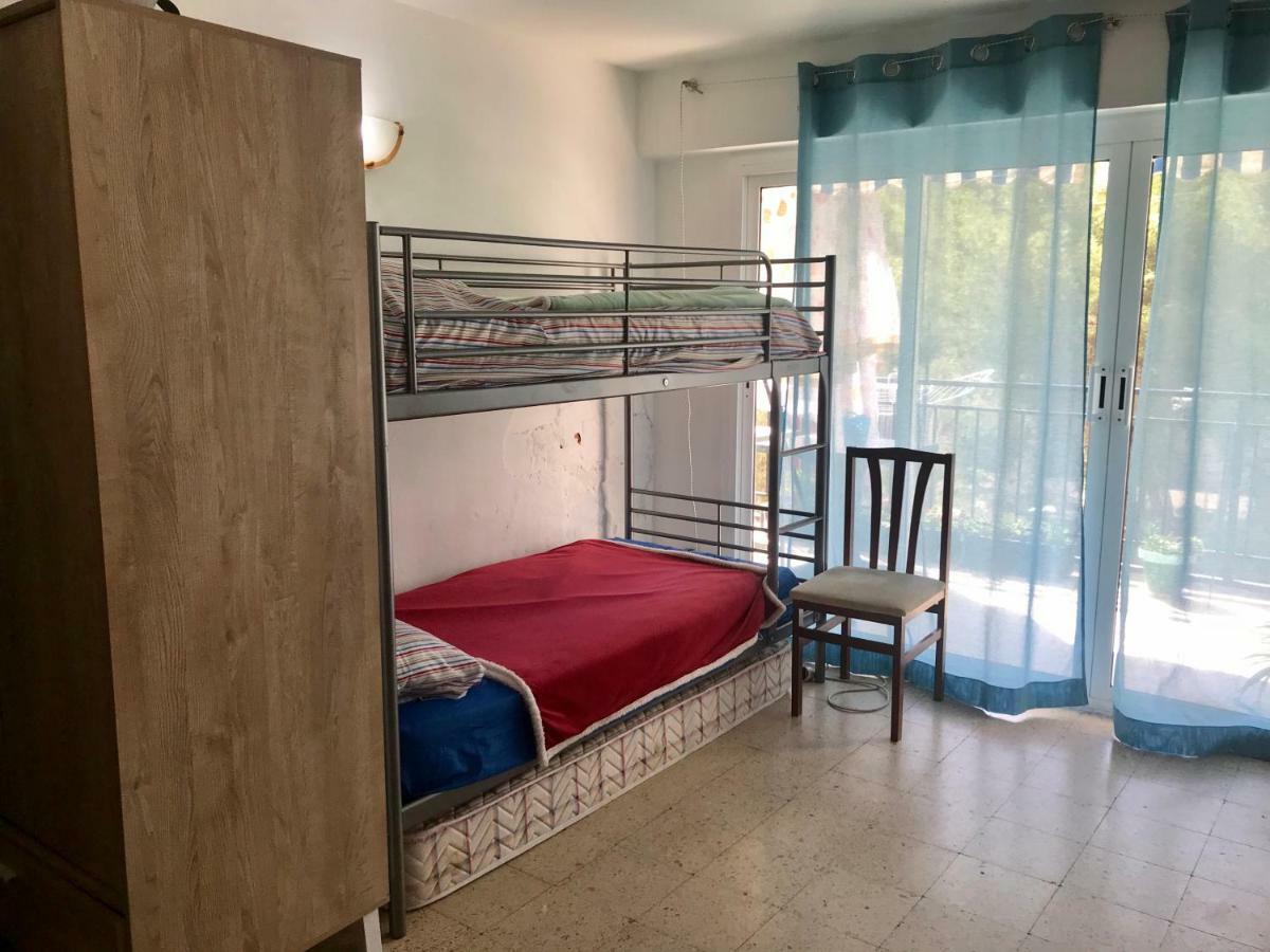Habitaciones Compartidas En Un Apartamento Salou Ngoại thất bức ảnh